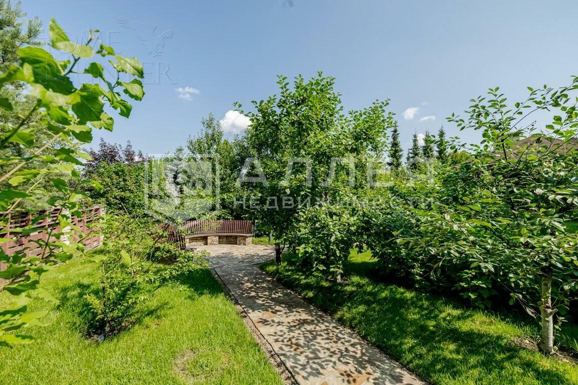 2-этажный коттедж 680 м² с отделкой