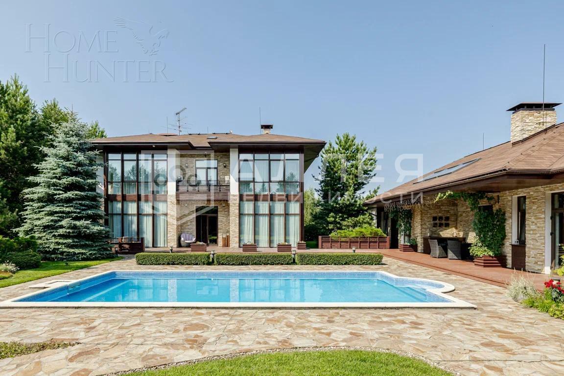 2-этажный коттедж 680 м² с отделкой