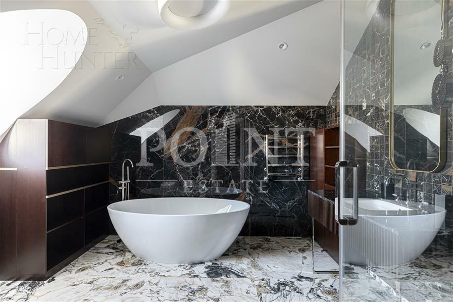 2-этажный коттедж 702 м² с отделкой