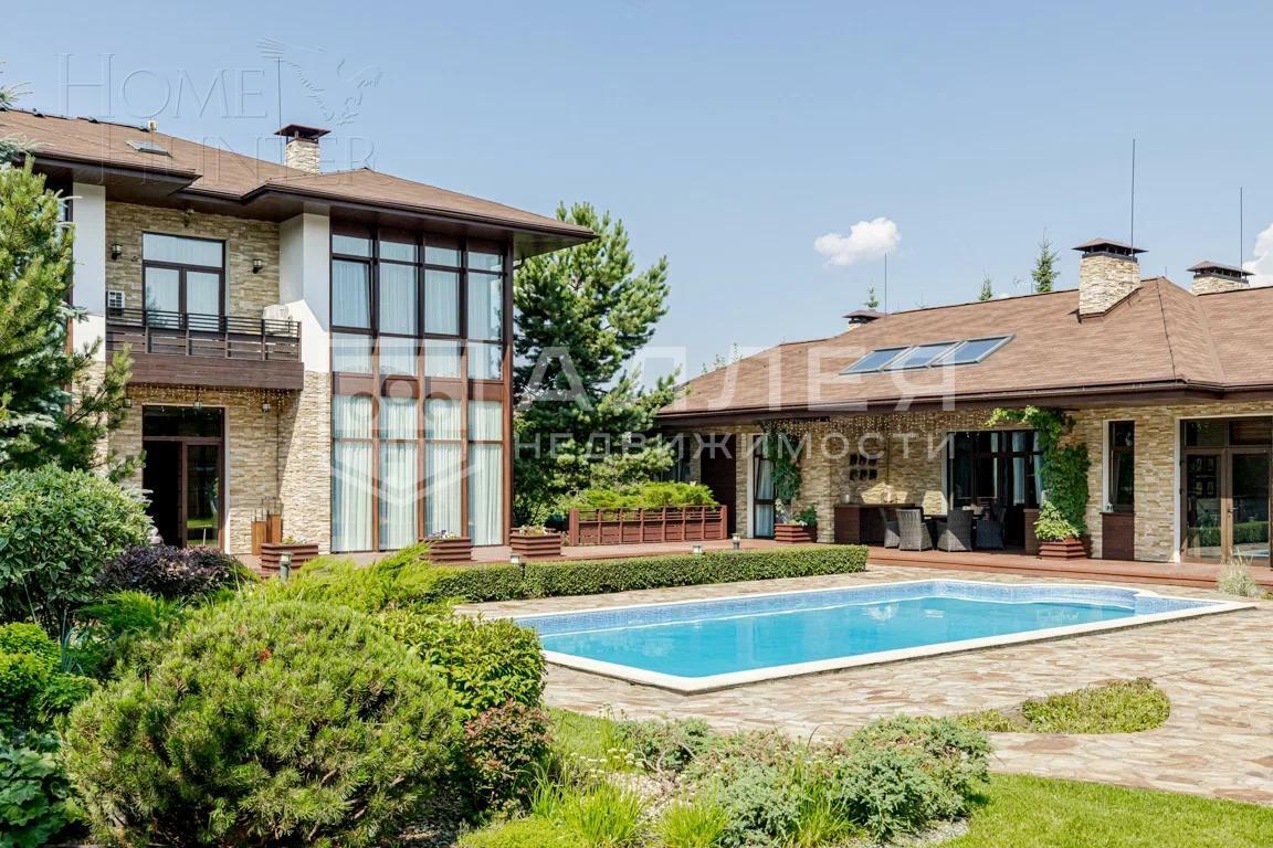 2-этажный коттедж 680 м² с отделкой