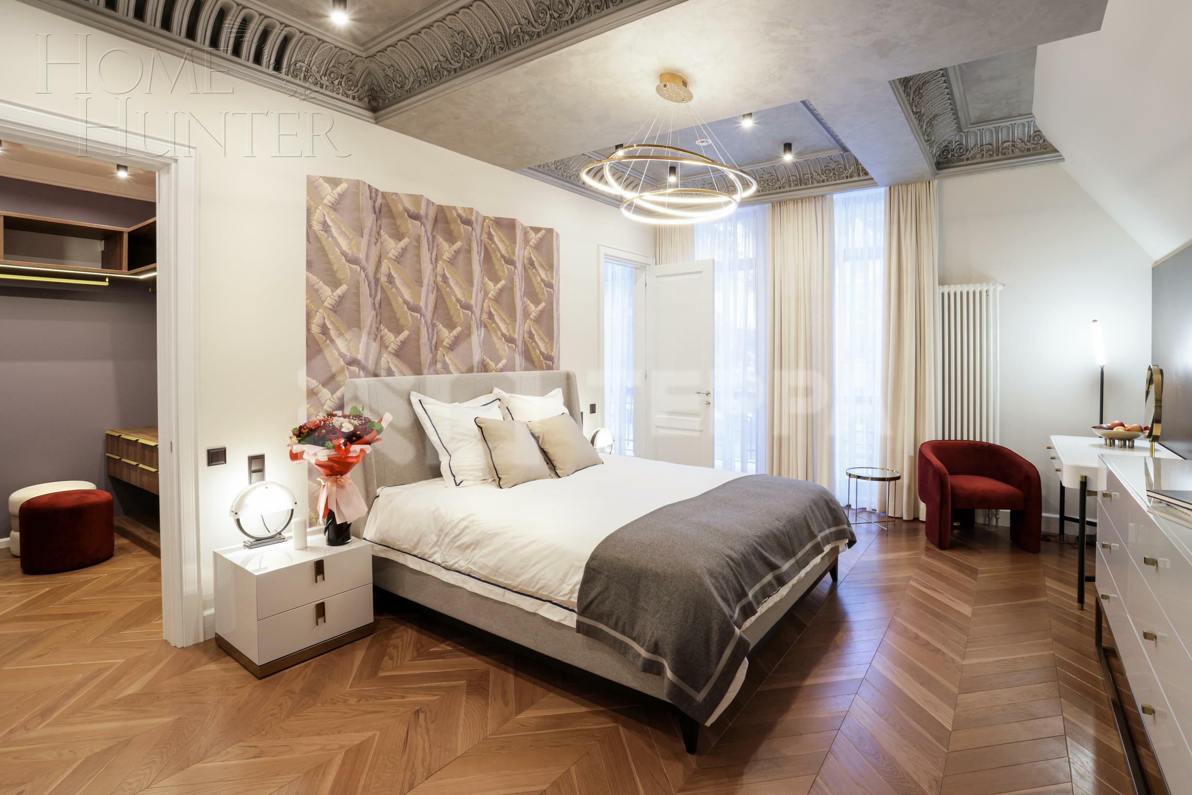 2-этажный коттедж 702 м² с отделкой