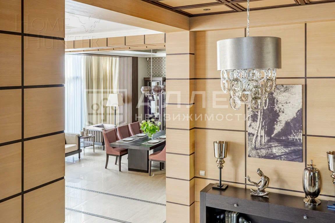 2-этажный коттедж 680 м² с отделкой