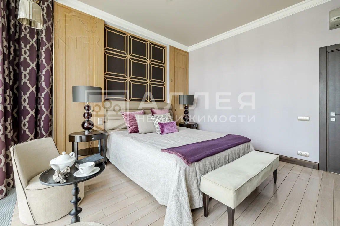 2-этажный коттедж 680 м² с отделкой