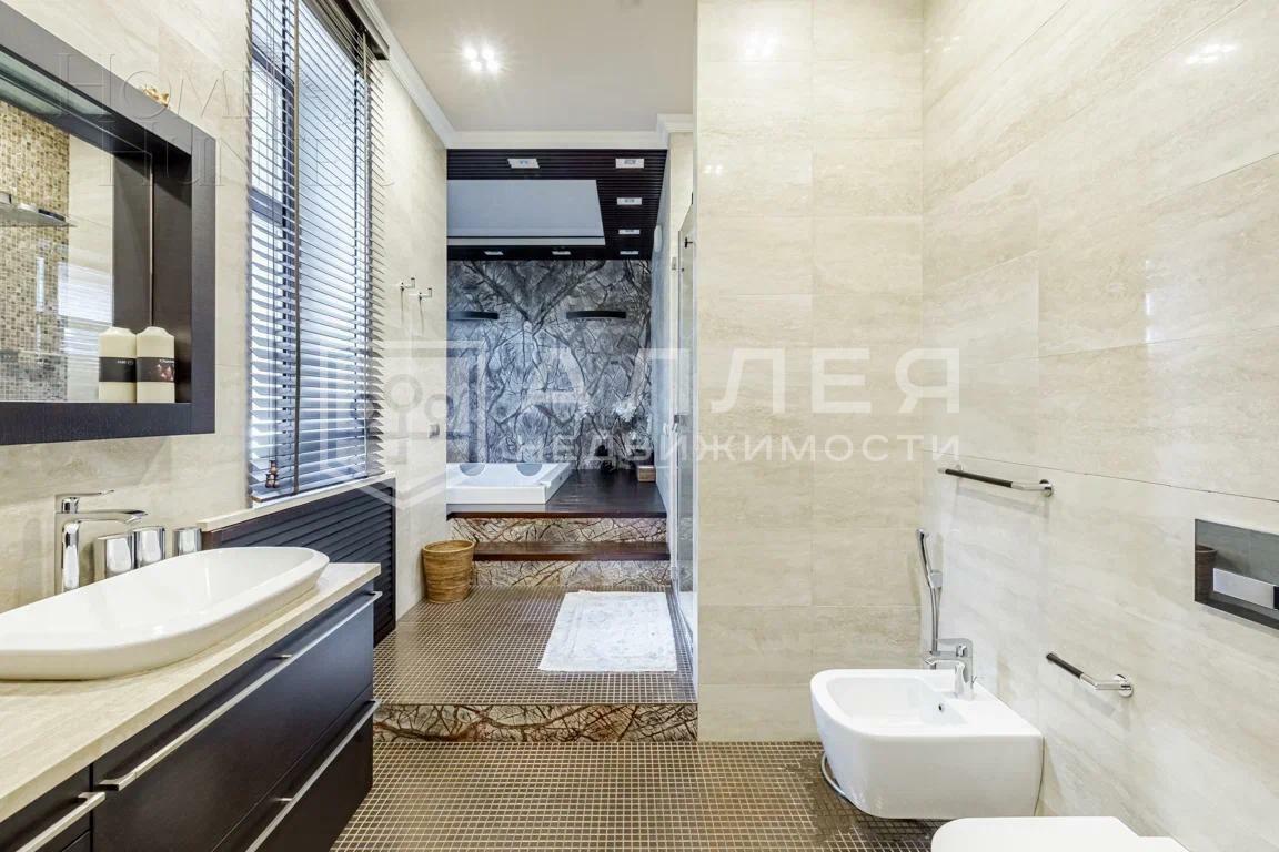 2-этажный коттедж 680 м² с отделкой