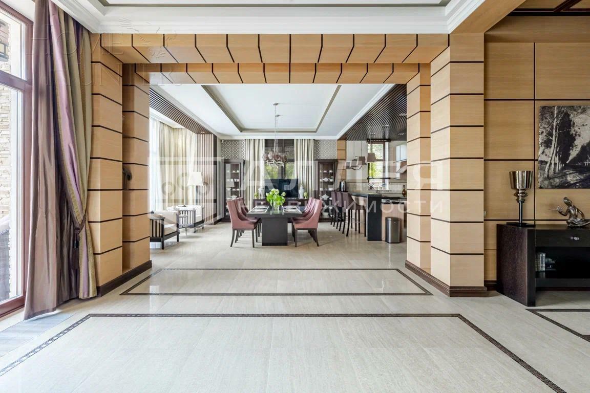 2-этажный коттедж 680 м² с отделкой