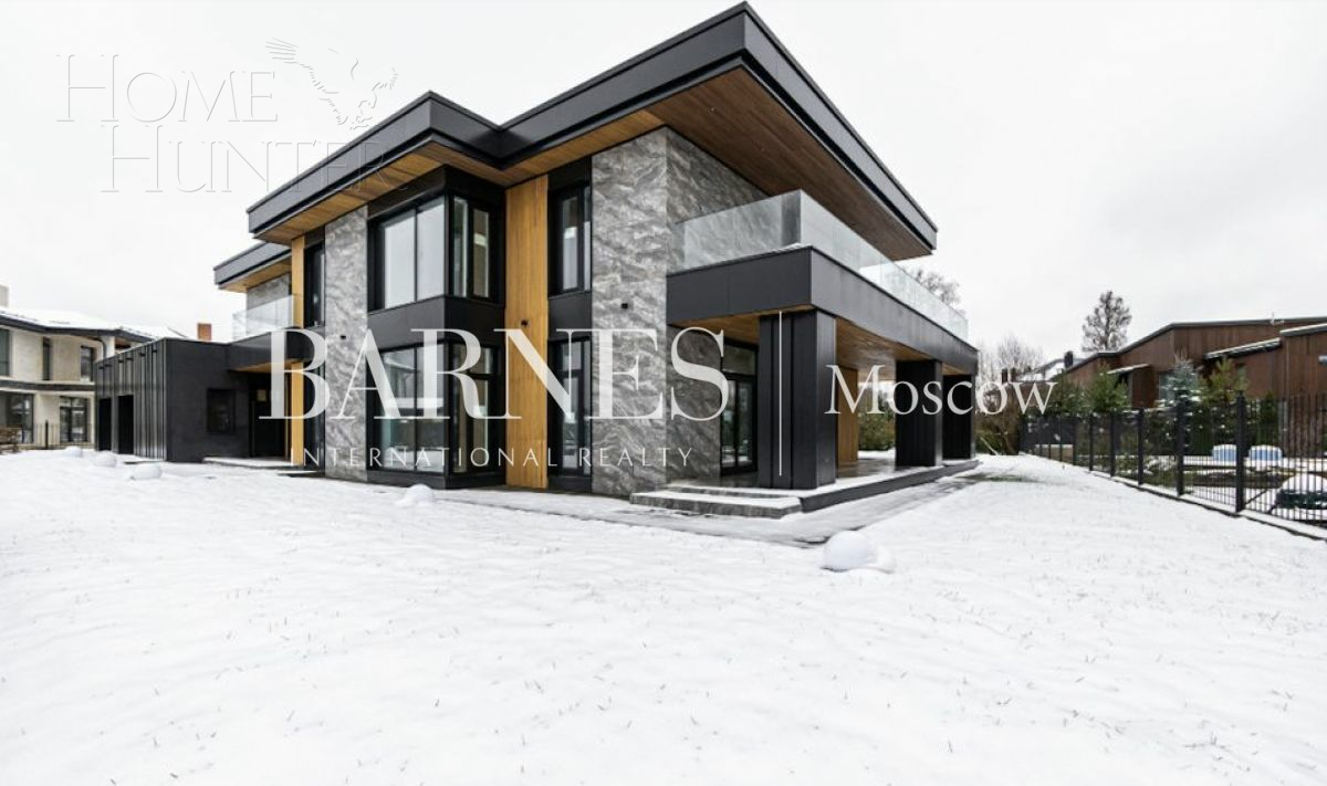 2-этажный коттедж 853.2 м² без отделки