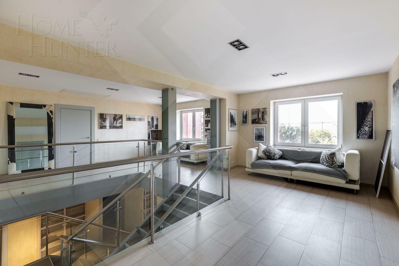 2-этажный таунхаус 680 м² с отделкой