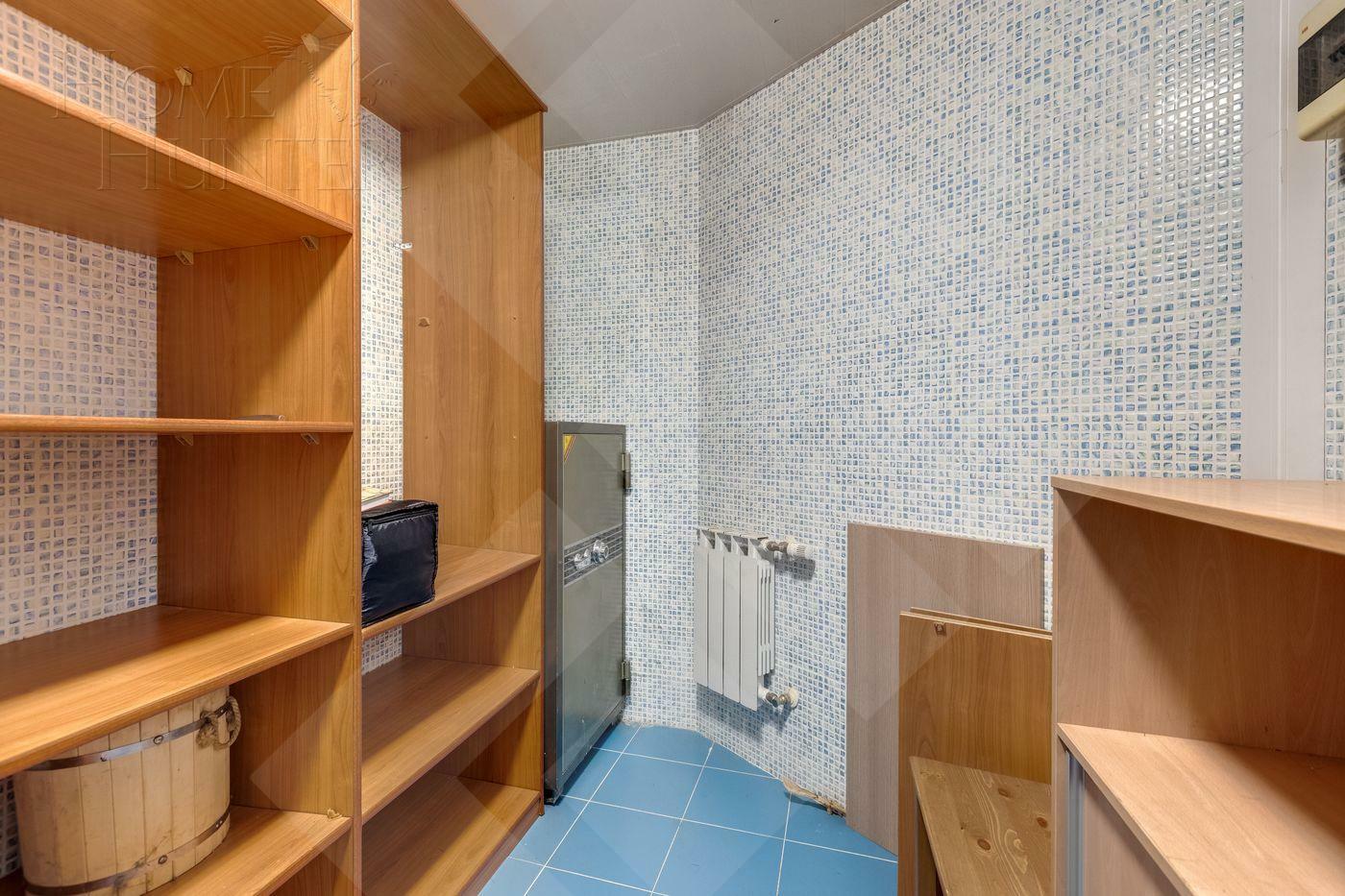 2-этажный таунхаус 680 м² с отделкой