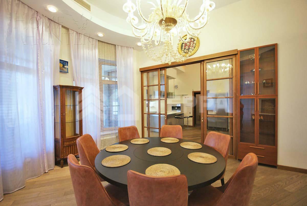 2-этажный коттедж 850 м² с отделкой