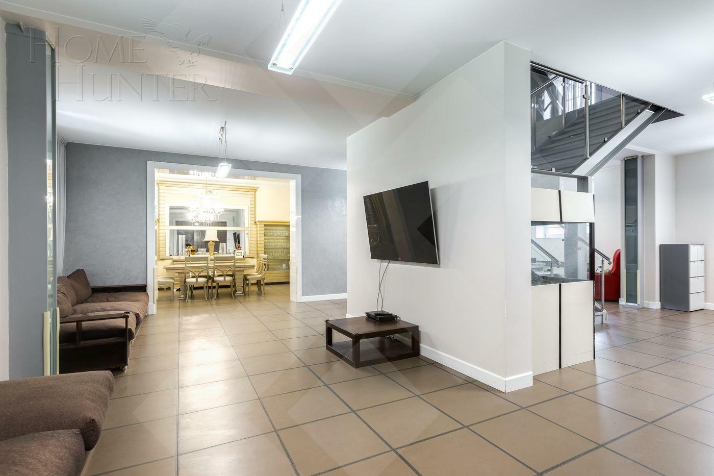 2-этажный таунхаус 680 м² с отделкой