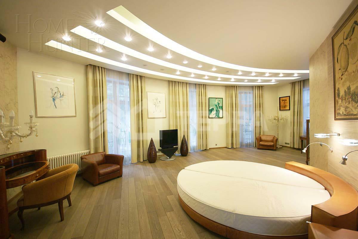 2-этажный коттедж 850 м² с отделкой