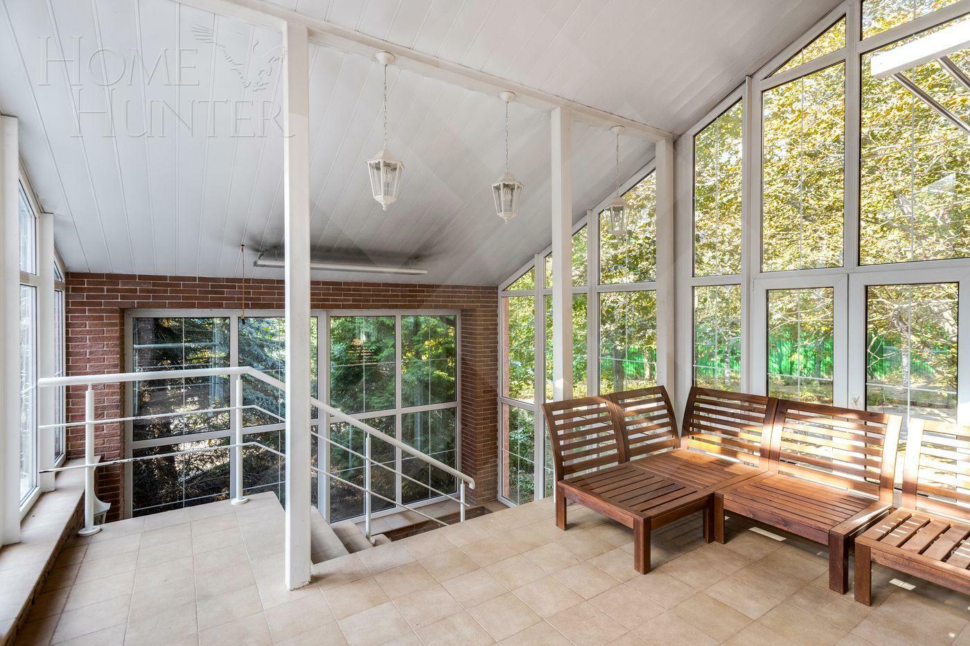 2-этажный таунхаус 680 м² с отделкой