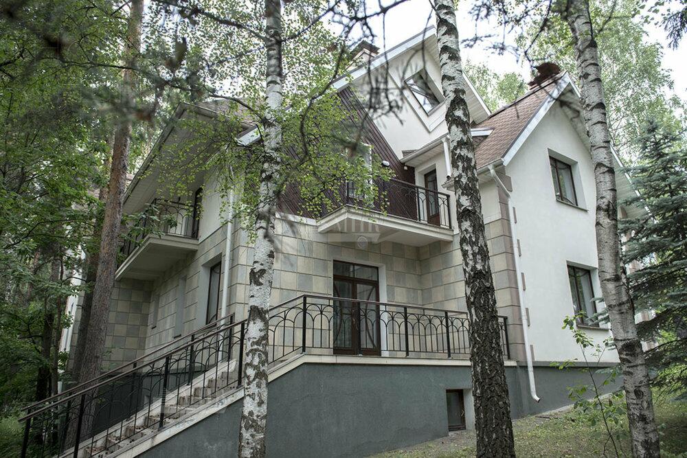 2-этажный коттедж 607 м² с отделкой