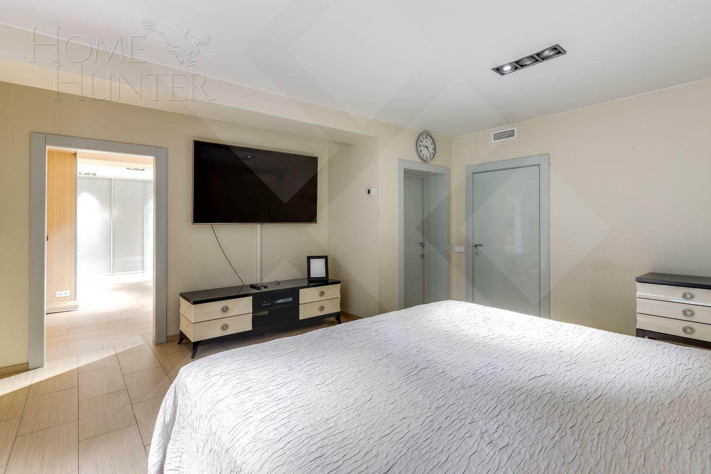 2-этажный таунхаус 680 м² с отделкой