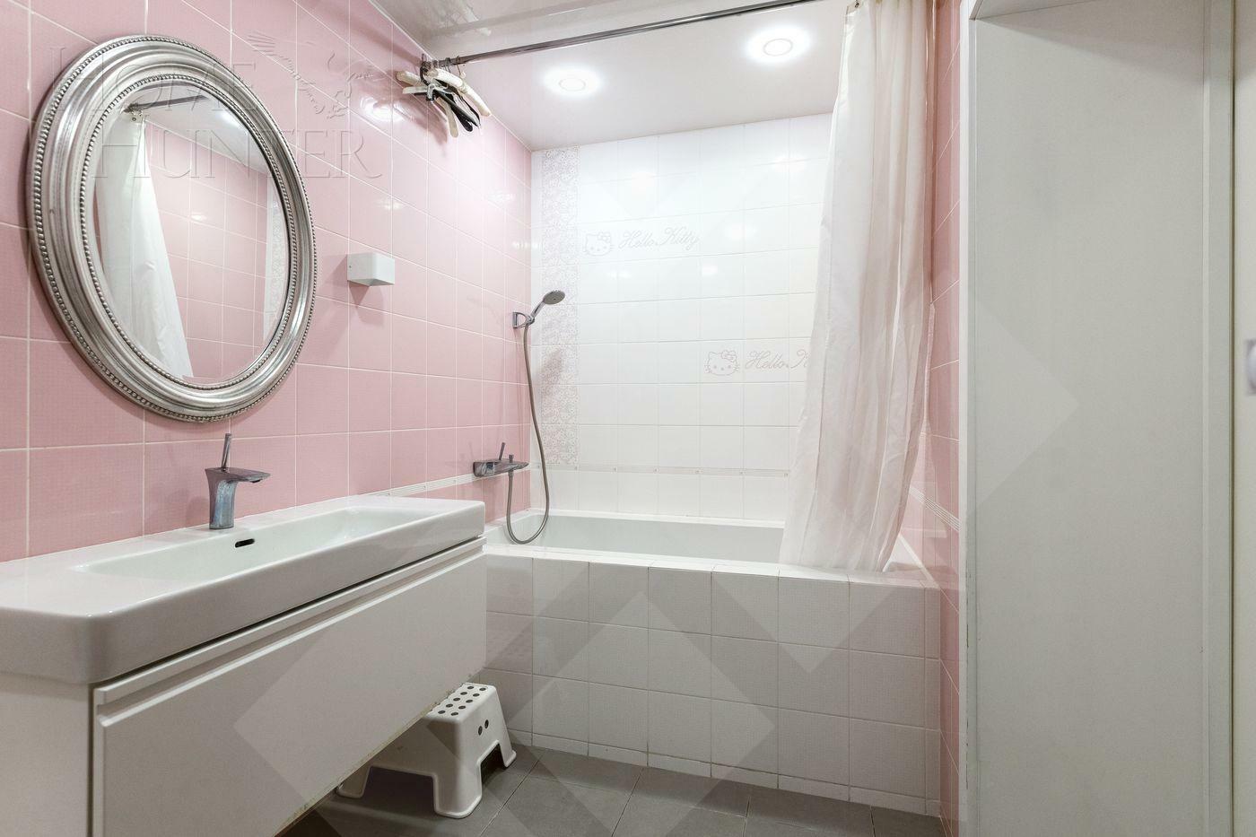 2-этажный таунхаус 680 м² с отделкой