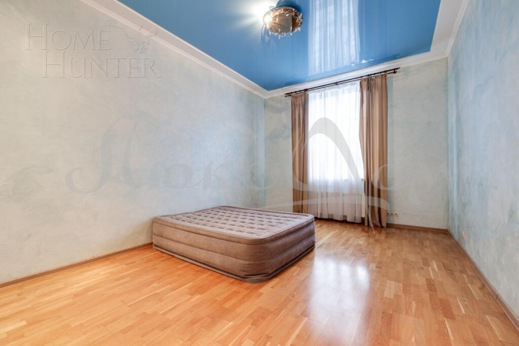 4-КОМН. КВАРТИРА С ОТДЕЛКОЙ 190 М² НА 1 ЭТАЖЕ