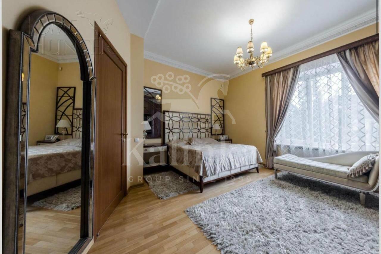 2-этажный коттедж 730 м² с отделкой