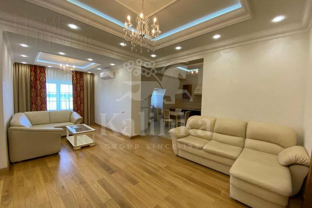 2-этажный таунхаус 350 м² с отделкой