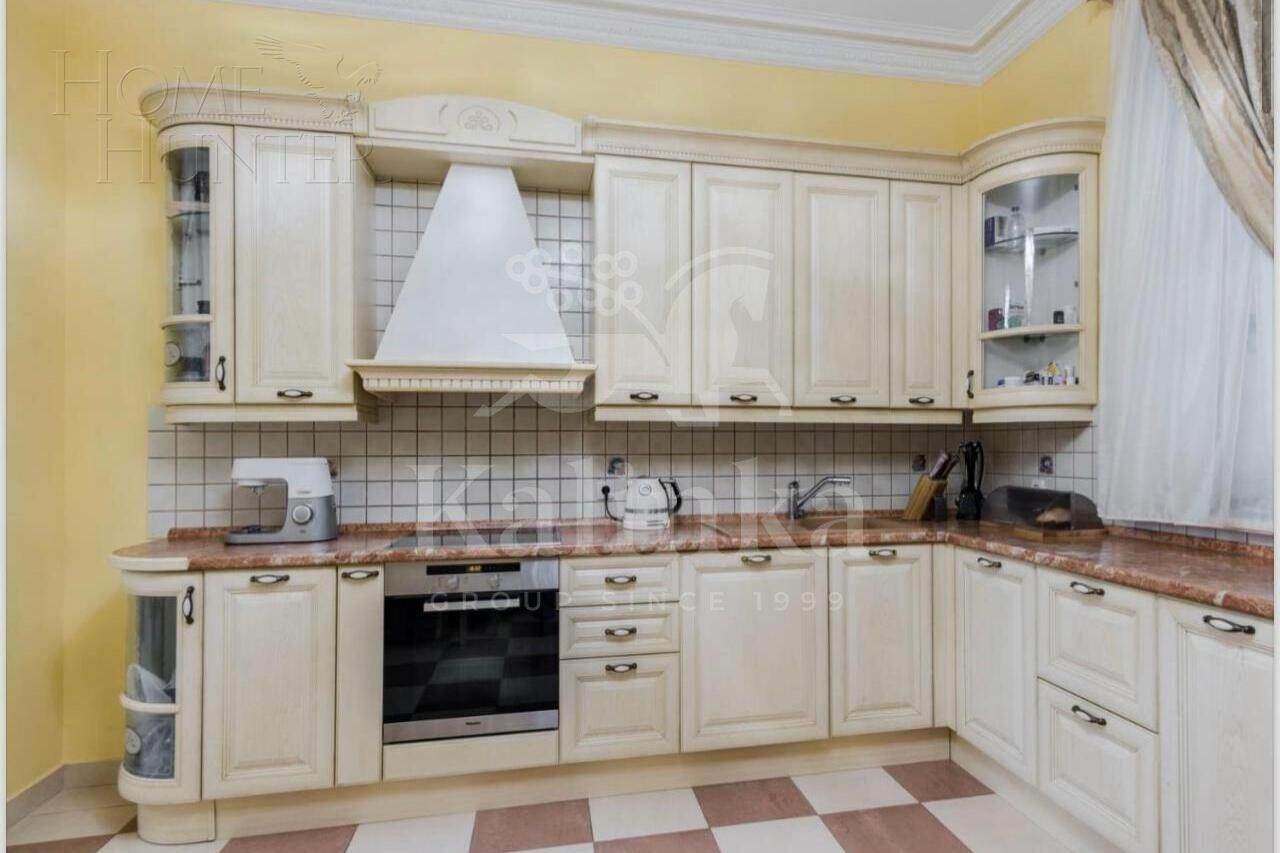 2-этажный коттедж 730 м² с отделкой