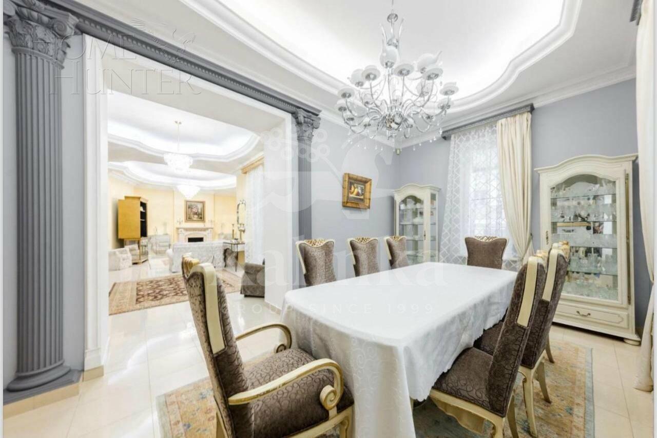 2-этажный коттедж 730 м² с отделкой