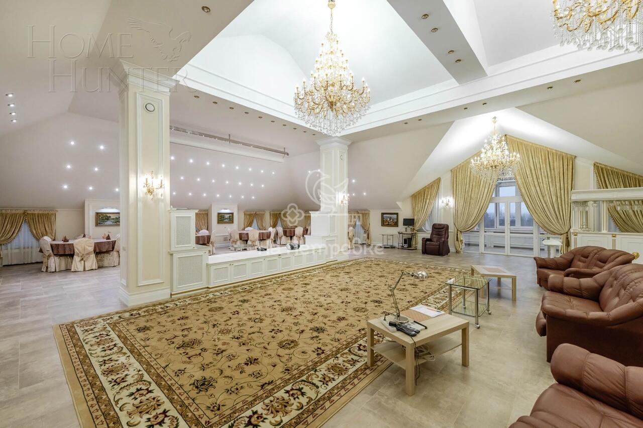 3-этажный коттедж 1 773 м² с отделкой