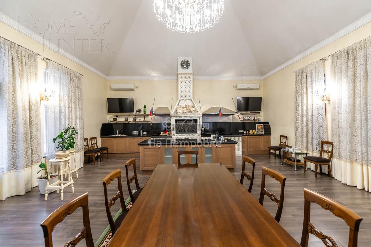 3-этажный коттедж 1 773 м² с отделкой