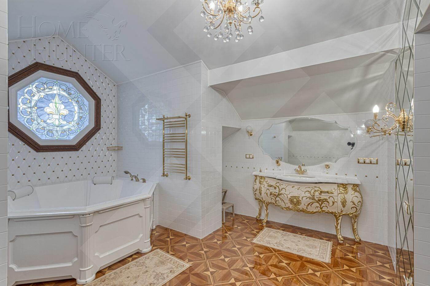 2-этажный коттедж 900 м² с отделкой