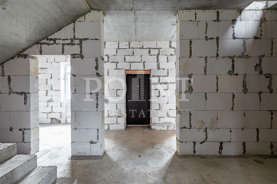 2-этажный коттедж 250 м² без отделки