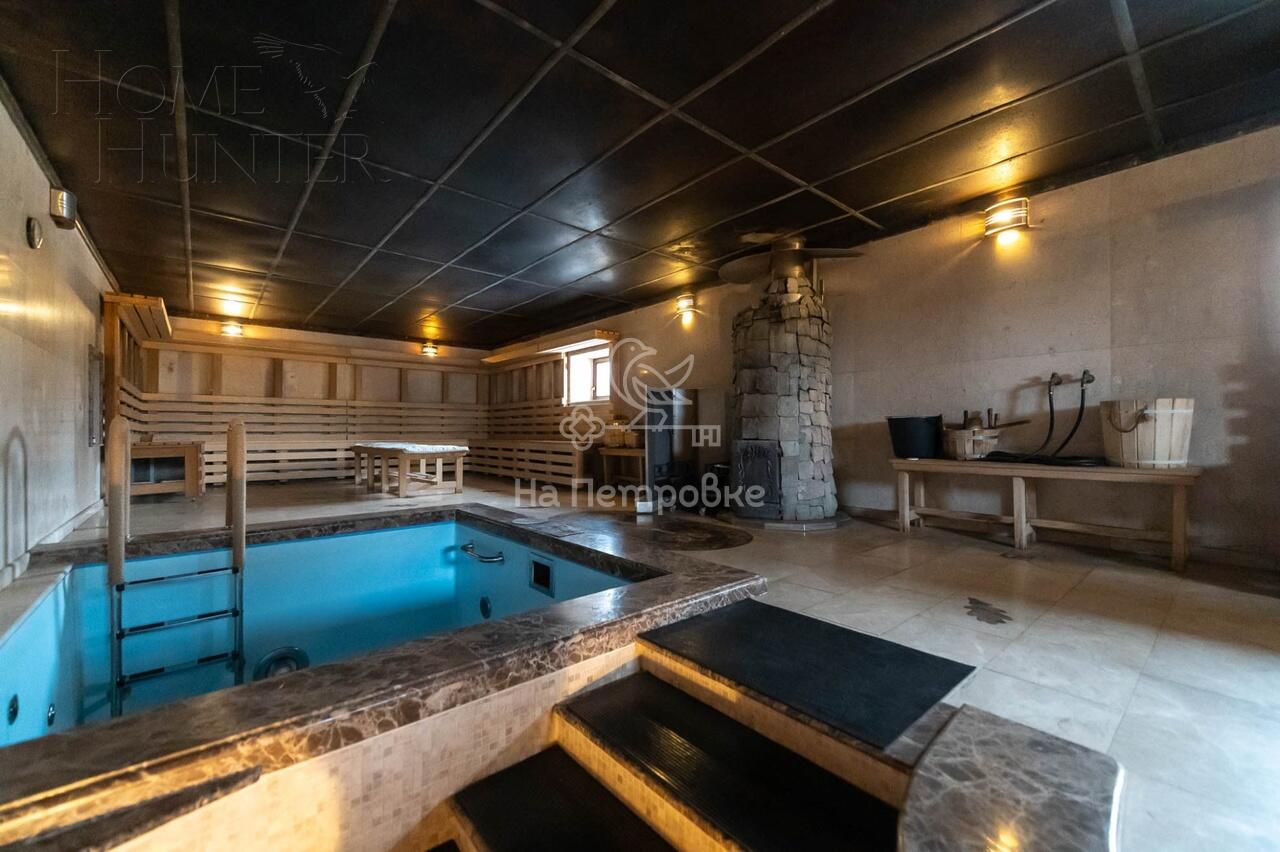 3-этажный коттедж 1 773 м² с отделкой