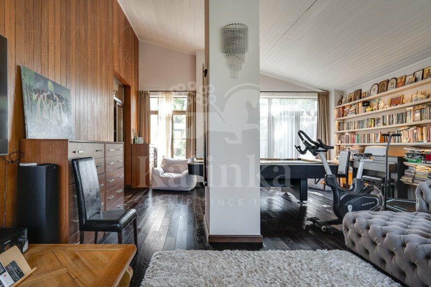 2-этажный коттедж 450 м² с отделкой