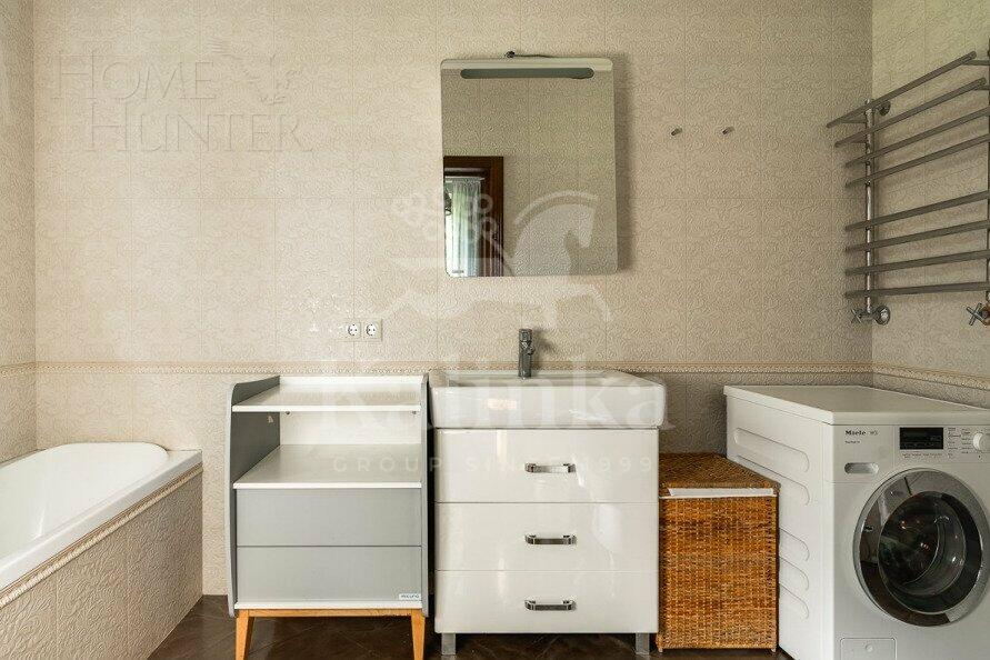 2-этажный коттедж 450 м² с отделкой