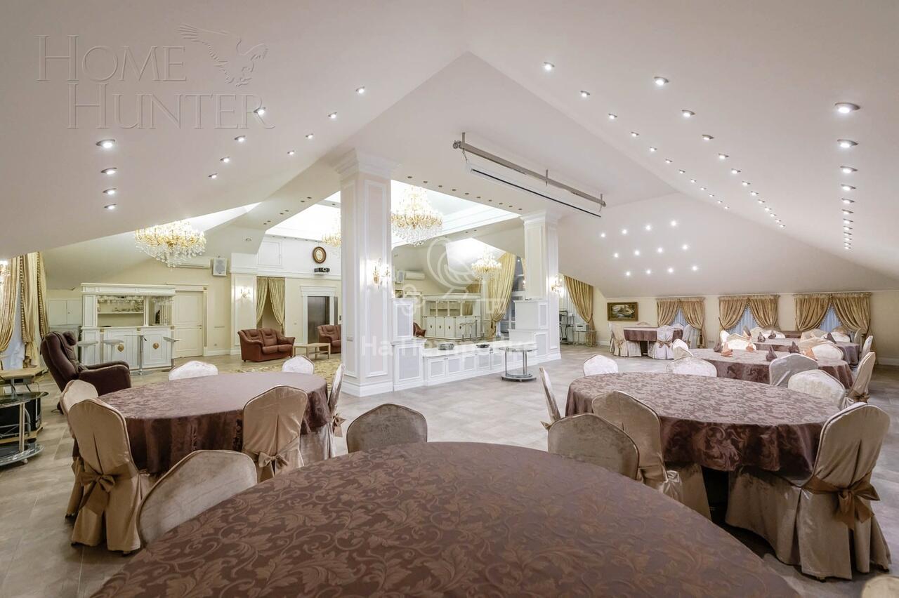 3-этажный коттедж 1 773 м² с отделкой