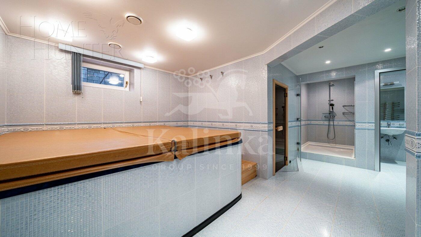 3-этажный коттедж 400 м² с отделкой