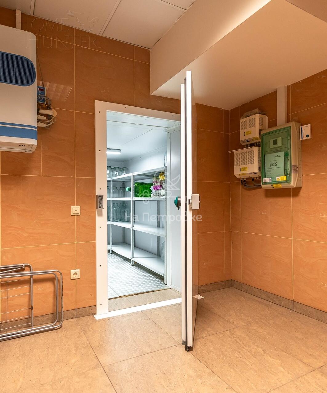 3-этажный коттедж 1 773 м² с отделкой