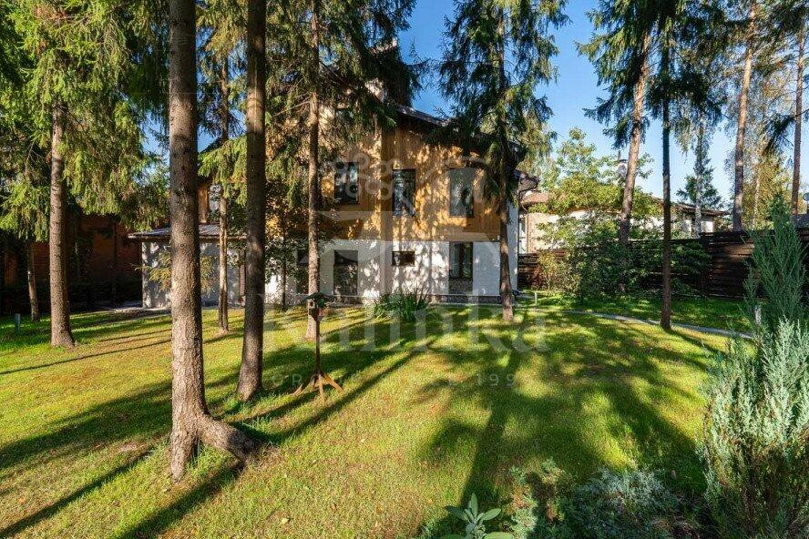 2-этажный коттедж 450 м² с отделкой