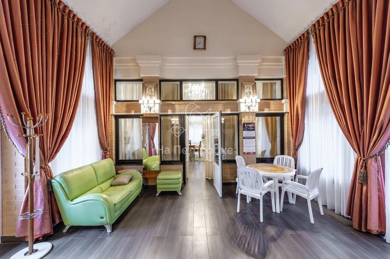 3-этажный коттедж 1 773 м² с отделкой