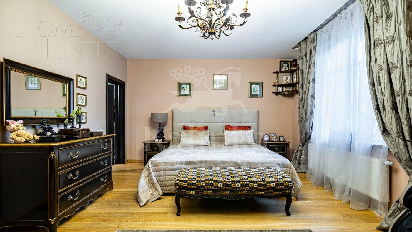 3-этажный коттедж 400 м² с отделкой