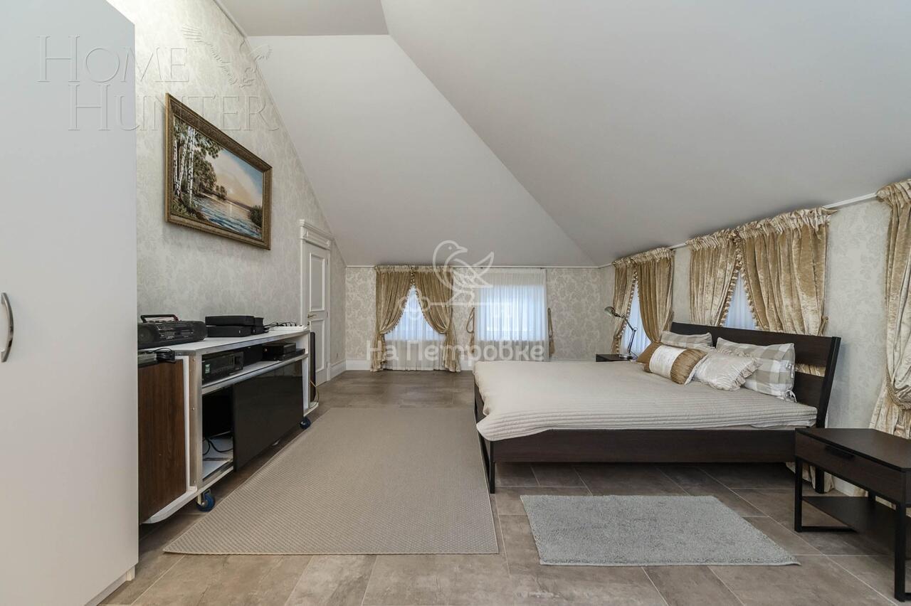 3-этажный коттедж 1 773 м² с отделкой