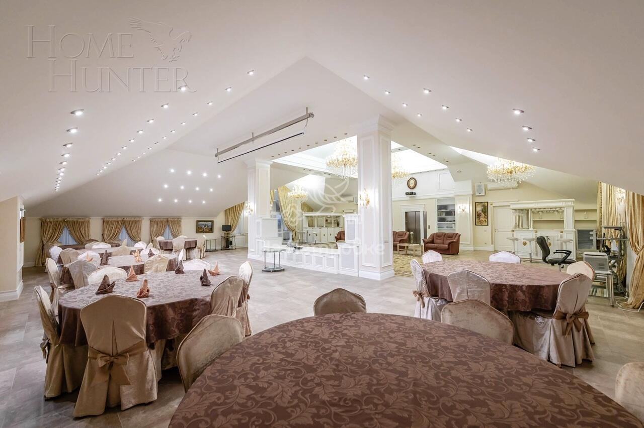 3-этажный коттедж 1 773 м² с отделкой