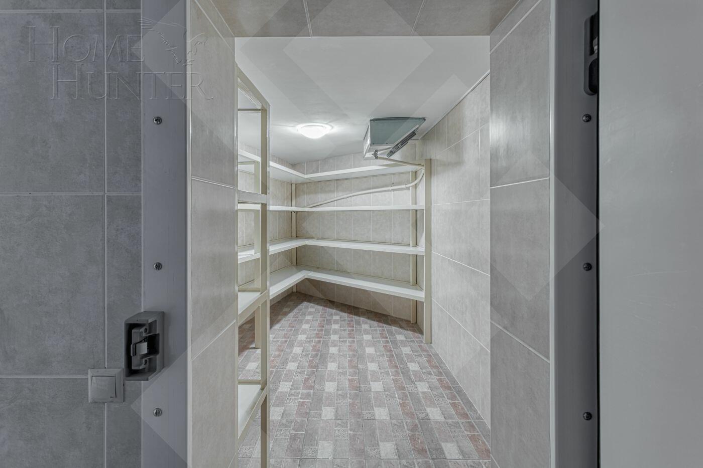 2-этажный коттедж 900 м² с отделкой