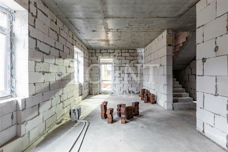 2-этажный коттедж 250 м² без отделки