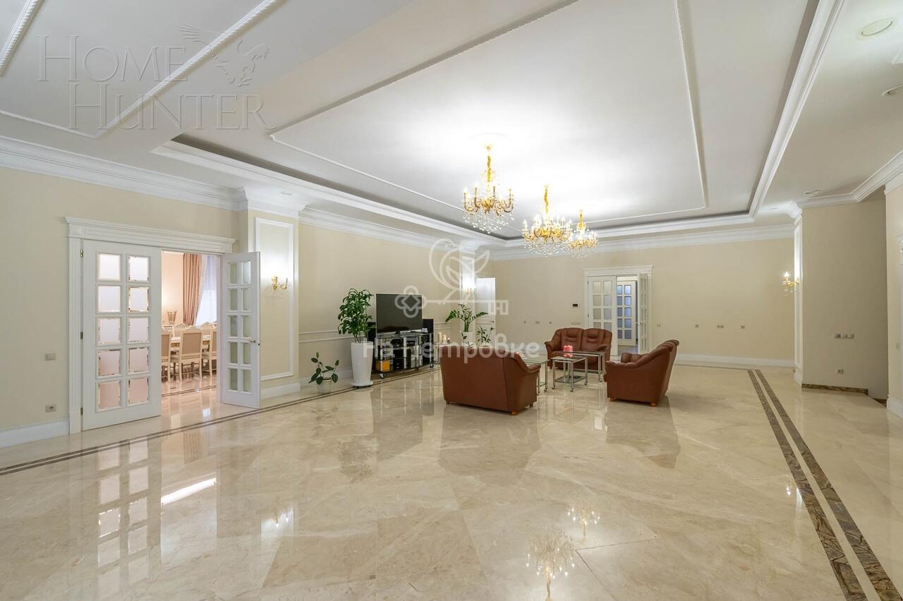 3-этажный коттедж 1 773 м² с отделкой