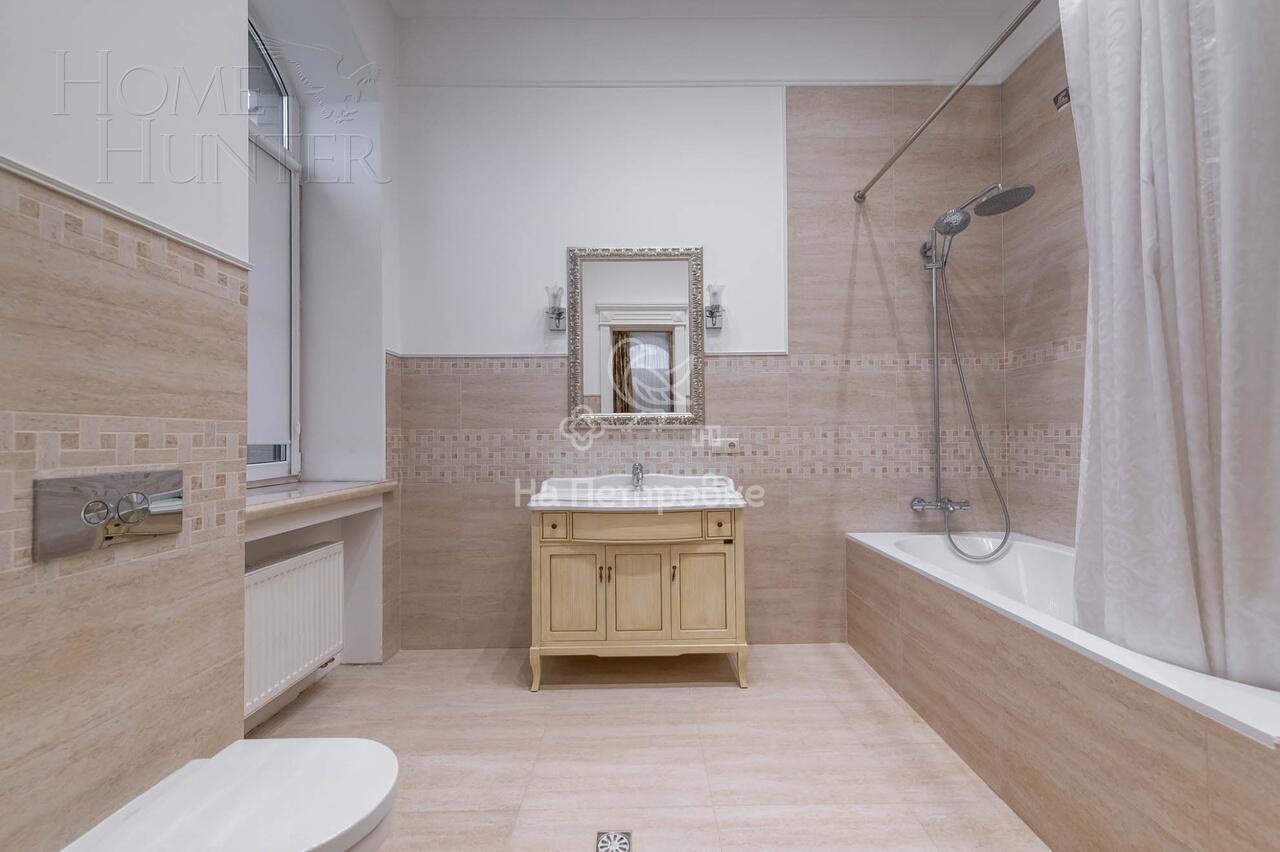 3-этажный коттедж 1 773 м² с отделкой