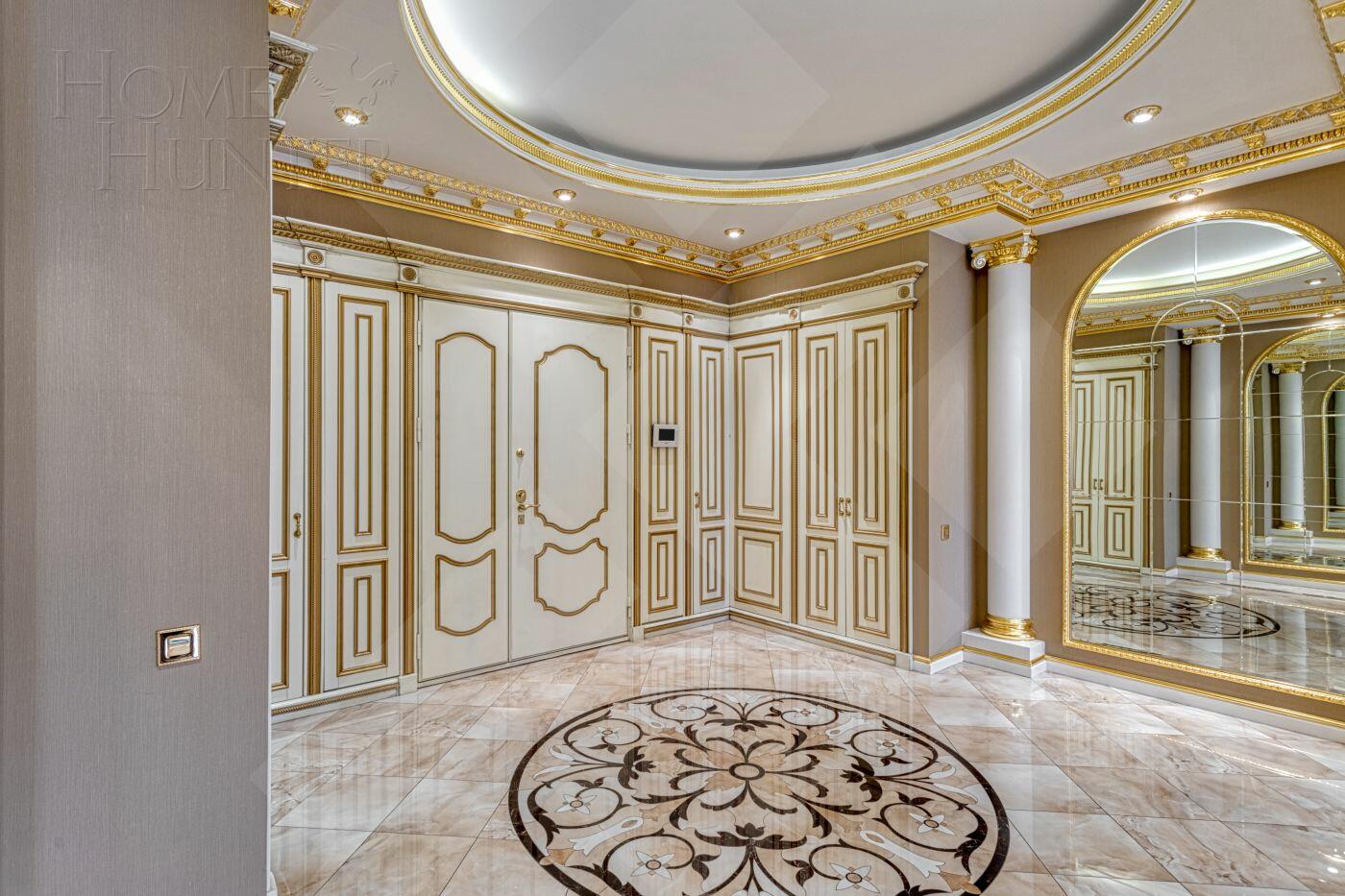 2-этажный коттедж 900 м² с отделкой