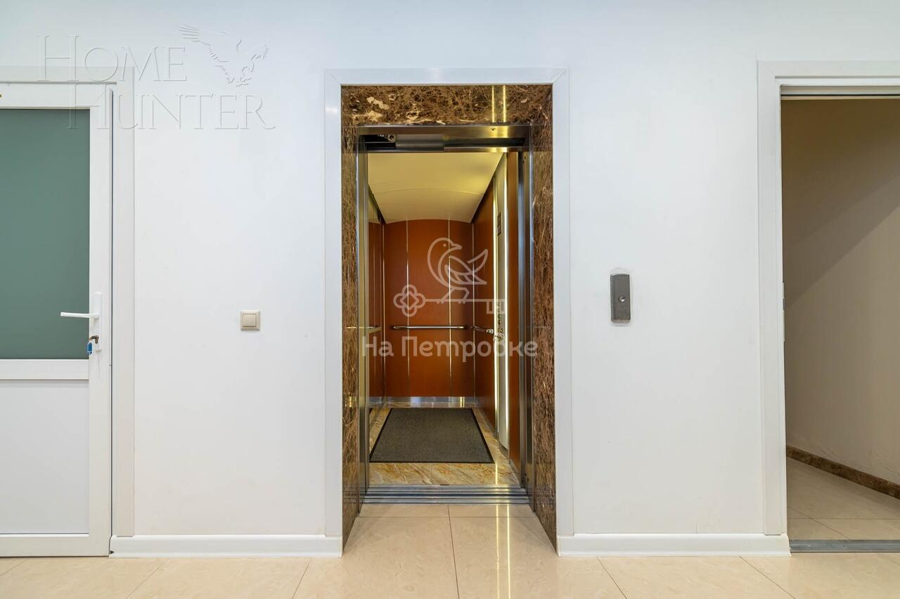 3-этажный коттедж 1 773 м² с отделкой