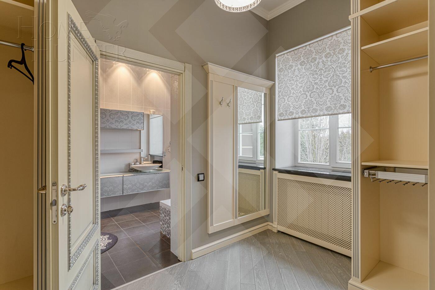 2-этажный коттедж 900 м² с отделкой