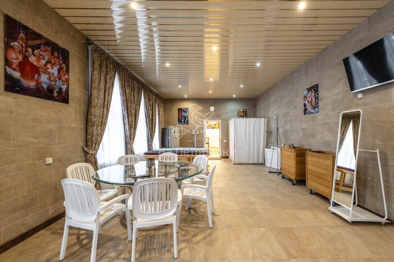 3-этажный коттедж 1 773 м² с отделкой