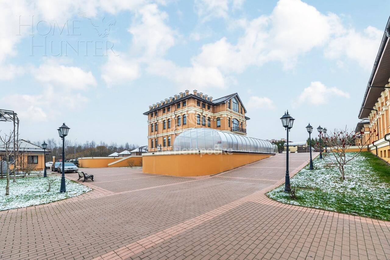 3-этажный коттедж 1 773 м² с отделкой