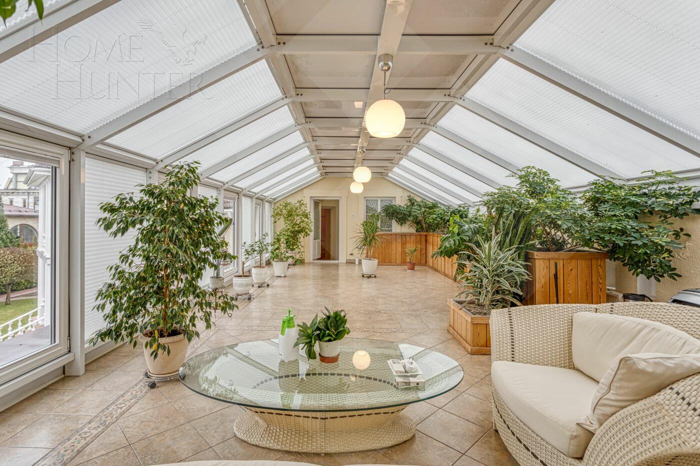 2-этажный коттедж 900 м² с отделкой