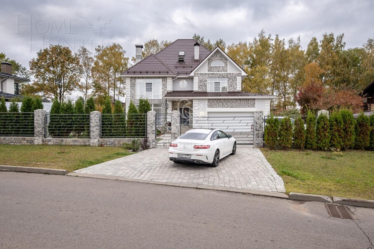 3-этажный коттедж 535 м² с отделкой